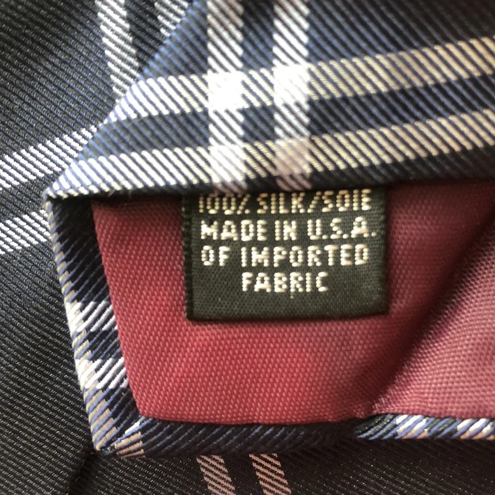 IZOD Men’s Navy Gray Patterned Tie